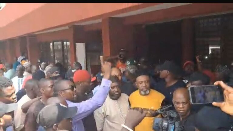 JUST IN: Protest Erupts At PDP Secretariat Over Leadership Crisis PDP CRISIS