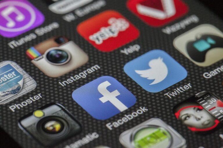 Social media icons showing platforms for community management.jpg